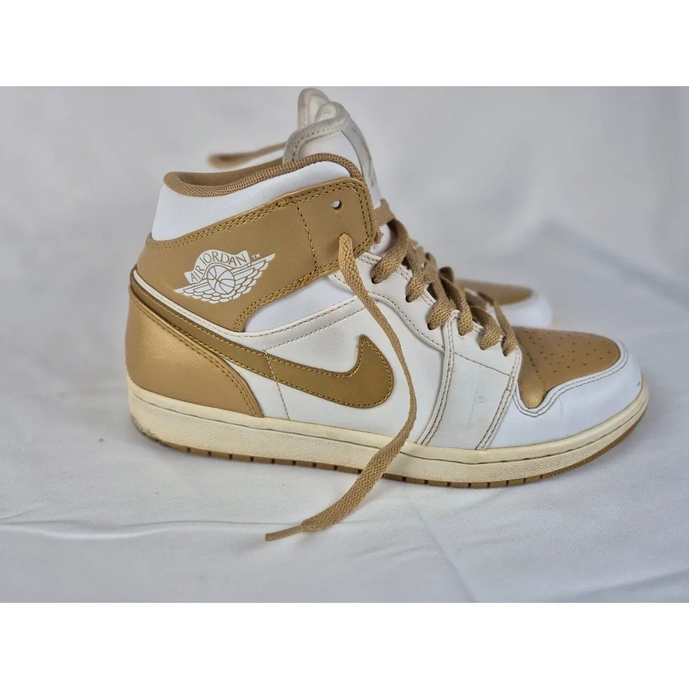 Nike Air Jordan 1 Mid Gold White Mens Size 9.5 Basketball Sneakers Shoes